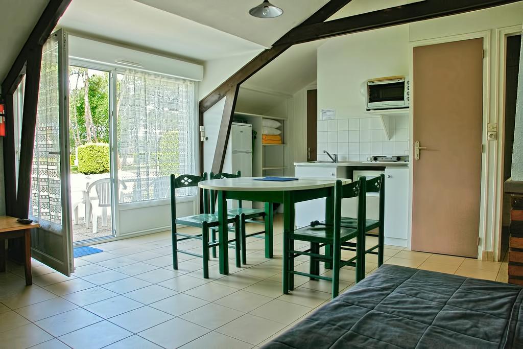 Domaine De Tremelin Hotel Iffendic Buitenkant foto